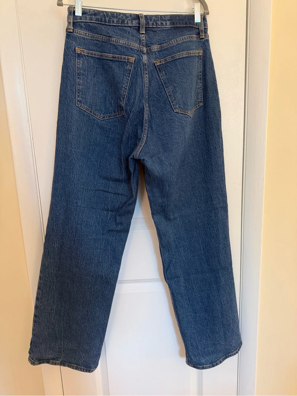 Abercrombie & Fitch Women’s 90s relaxed high rise Jeans - Picture 2 of 3